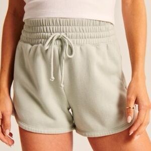 Abercrombie & Fitch sage green dophin hem fleece Shorts